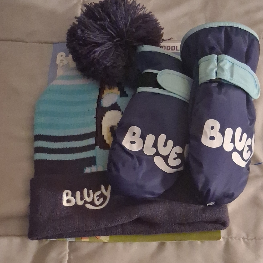 Bluey Kids Winter Beanie and Mittens Set in Navy & Light Blue